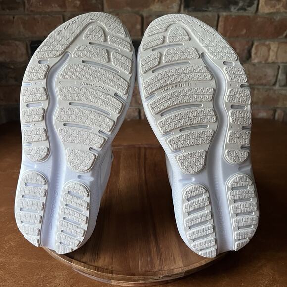 Brooks Ghost Max 2 Women’s 9 Wide Max Cushion White Road Running Shoes Sneakers - Picture 6 of 16